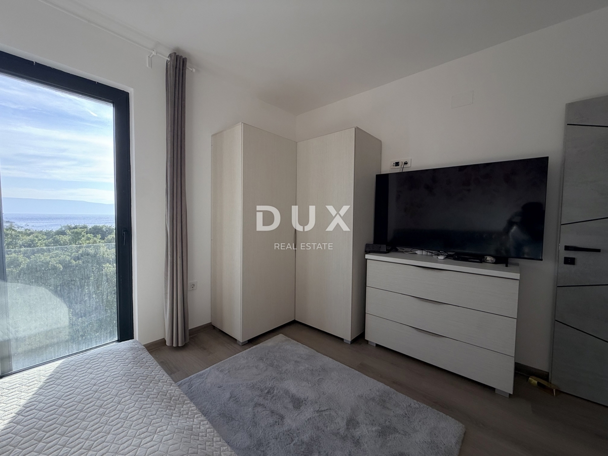 KLENOVICA - luksuzno stanovanje prva vrsta ob morju v novogradnji