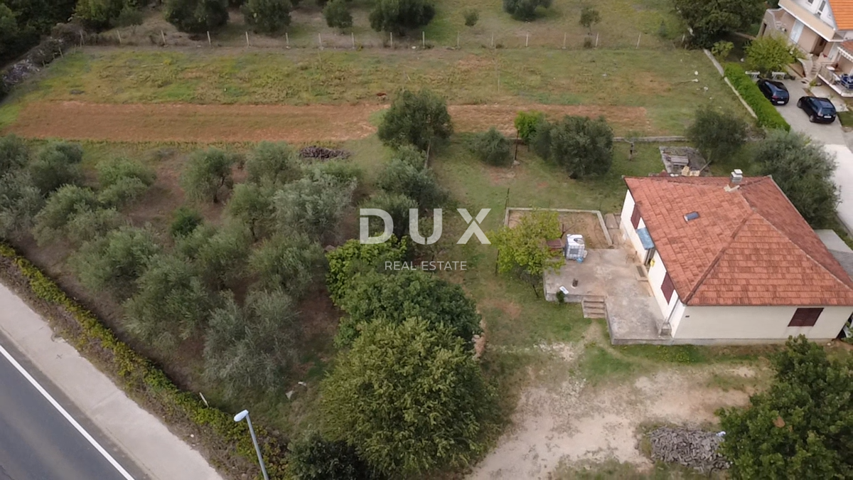 ZADAR, POLIČNIK – Zazidljivo zemljišče 2.166 m², Odlična lokacija