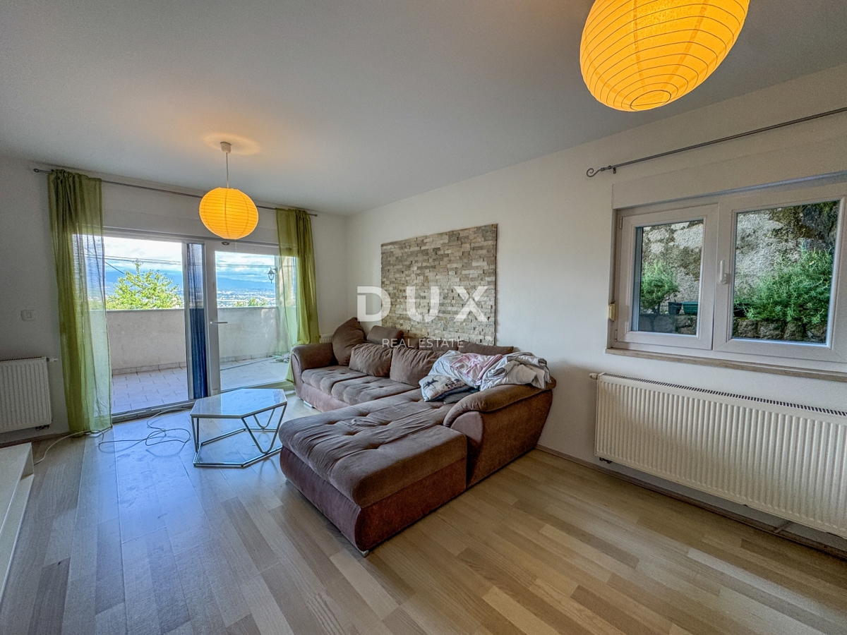 RIJEKA, MATULJI - čudovito stanovanje z vrtom v novejši hiši, idealen družinski dom ali naložba v bližini infrastrukture in mesta