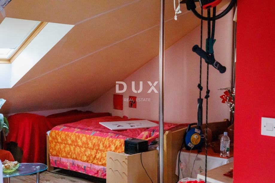 ZAGREB, DUBRAVA - Prostorna hiša v treh nadstropjih z dvoriščem, savno in možnostjo treh stanovanj