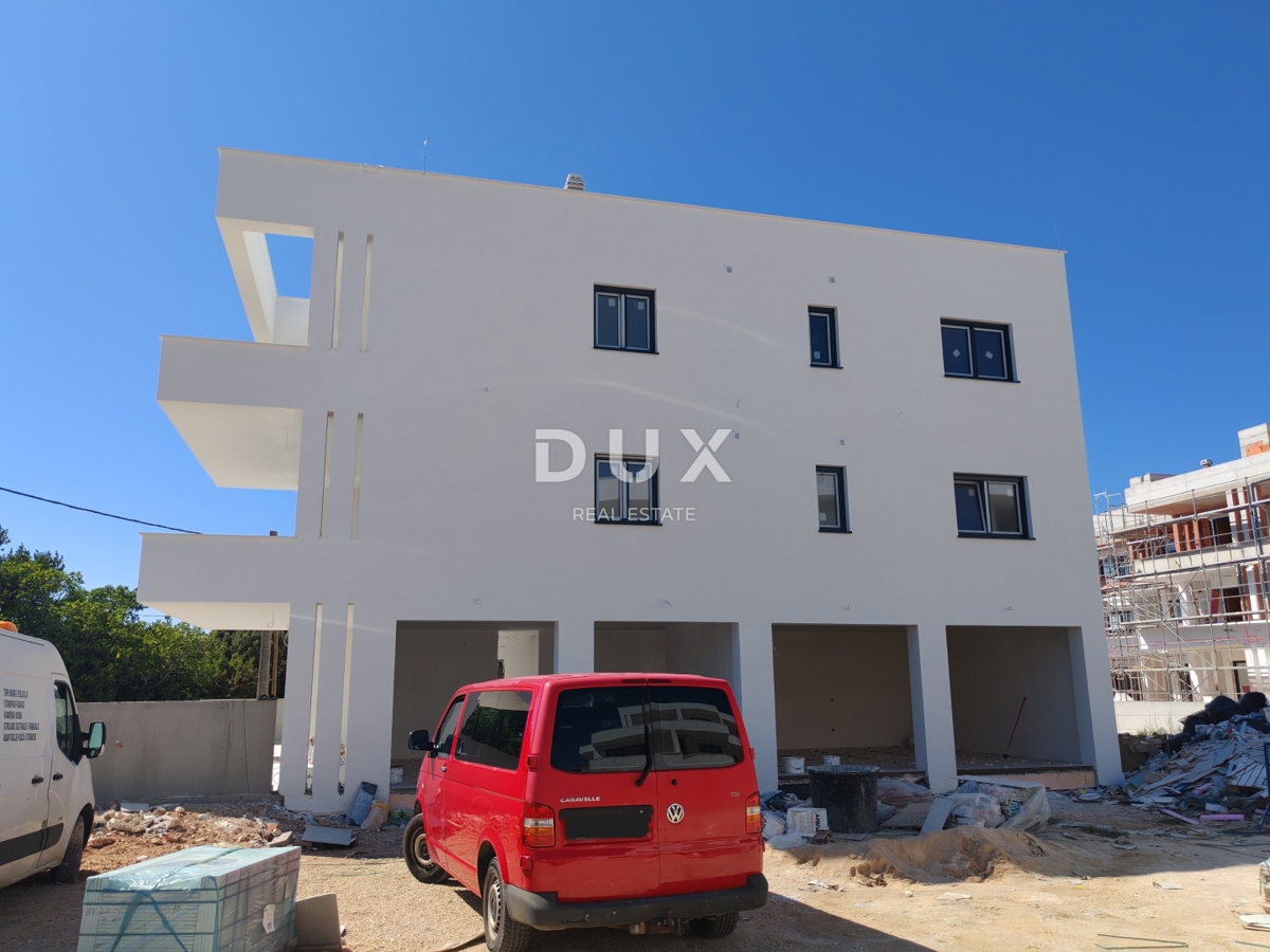 ZADAR, ZATON - Penthouse s čudovitim razgledom 95 metrov od morja! SA5