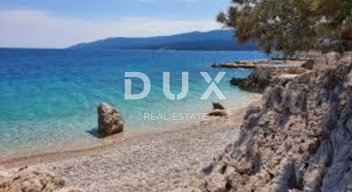 OPATIJA, BRSEČ, NAČINOVIĆI - gradbeno zemljišče 543m2 s projektom za vilo in panoramskim pogledom na morje 