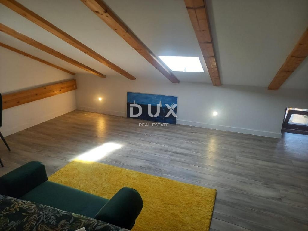 ISTRA, VODNJAN - Obnovljena hiša z dvema apartmajema