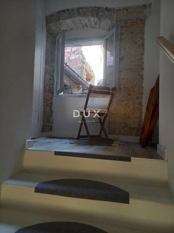 ISTRA, VODNJAN - Obnovljena hiša z dvema apartmajema