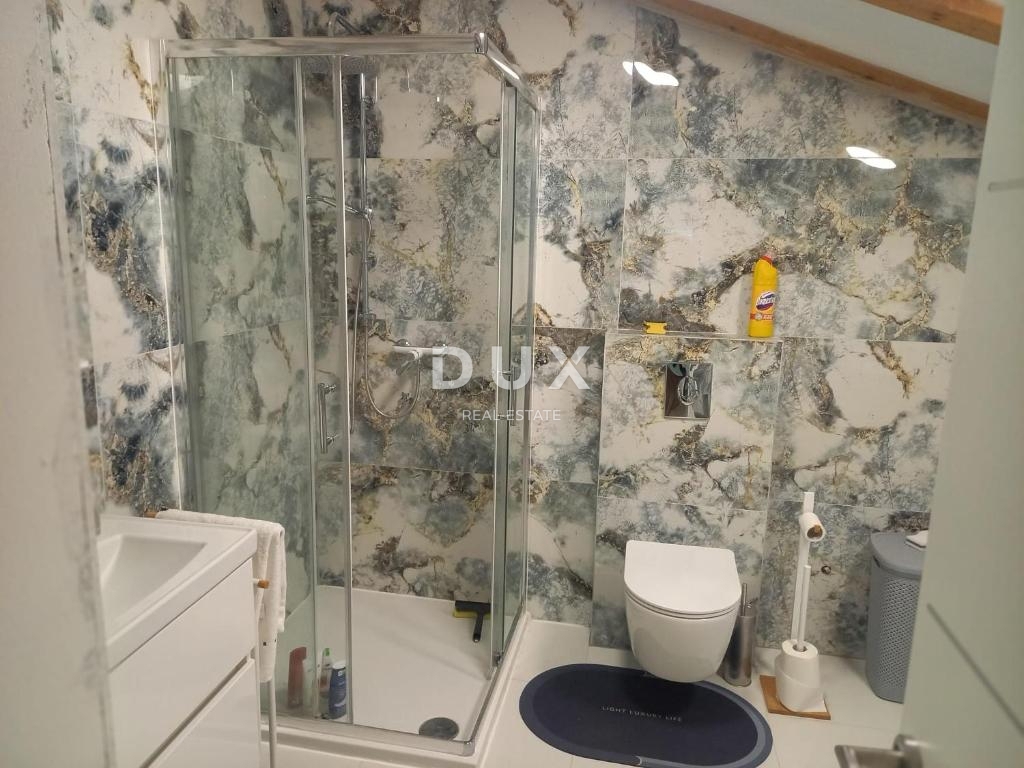ISTRA, VODNJAN - Obnovljena hiša z dvema apartmajema