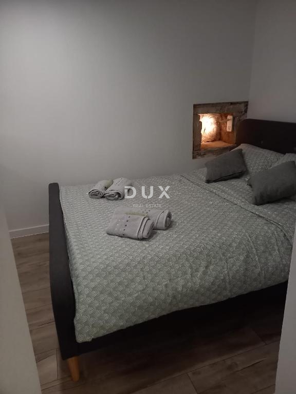 ISTRA, VODNJAN - Obnovljena hiša z dvema apartmajema