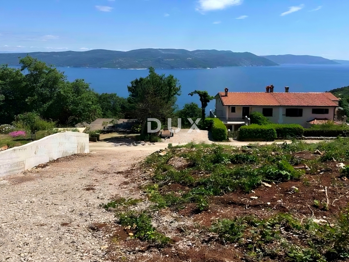 ISTRA, RABAC - Dve parceli z gradbenim dovoljenjem in pogledom na morje