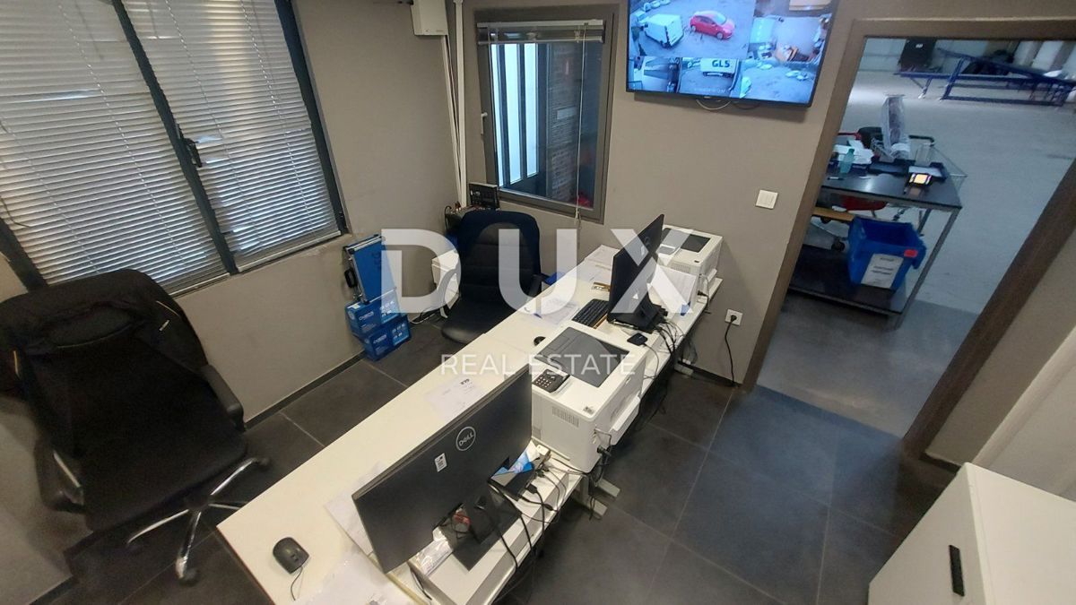 RIJEKA, ČAVLE - gospodarsko poslopje 380 m2, na stavbnem zemljišču velikosti 3763 m2