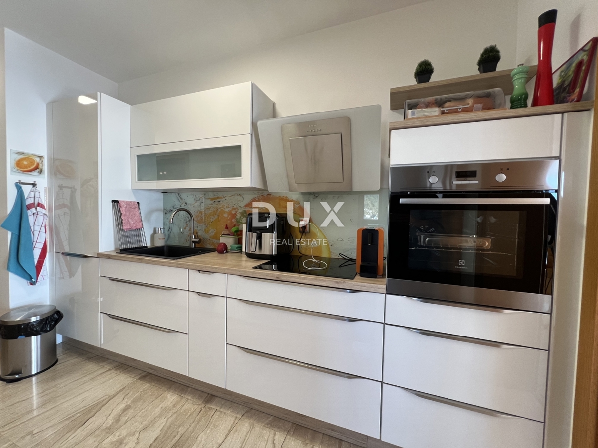 OPATIJA, BREGI - čudovito stanovanje s panoramskim pogledom na morje