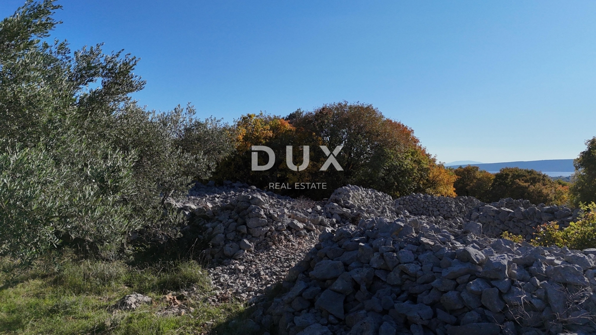 Zemljišče Krk, 8.011m2