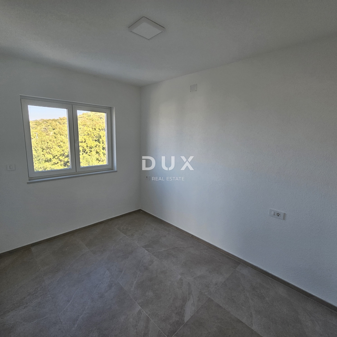 NOVI VINODOLSKI, SMOKVICA - stanovanje v novogradnji, blizu morja