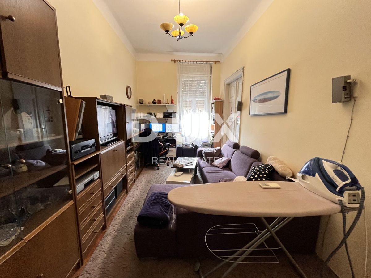 RIJEKA, BELVEDER - 6-sobno stanovanje z ložo in balkonom za investicijo na odlični lokaciji