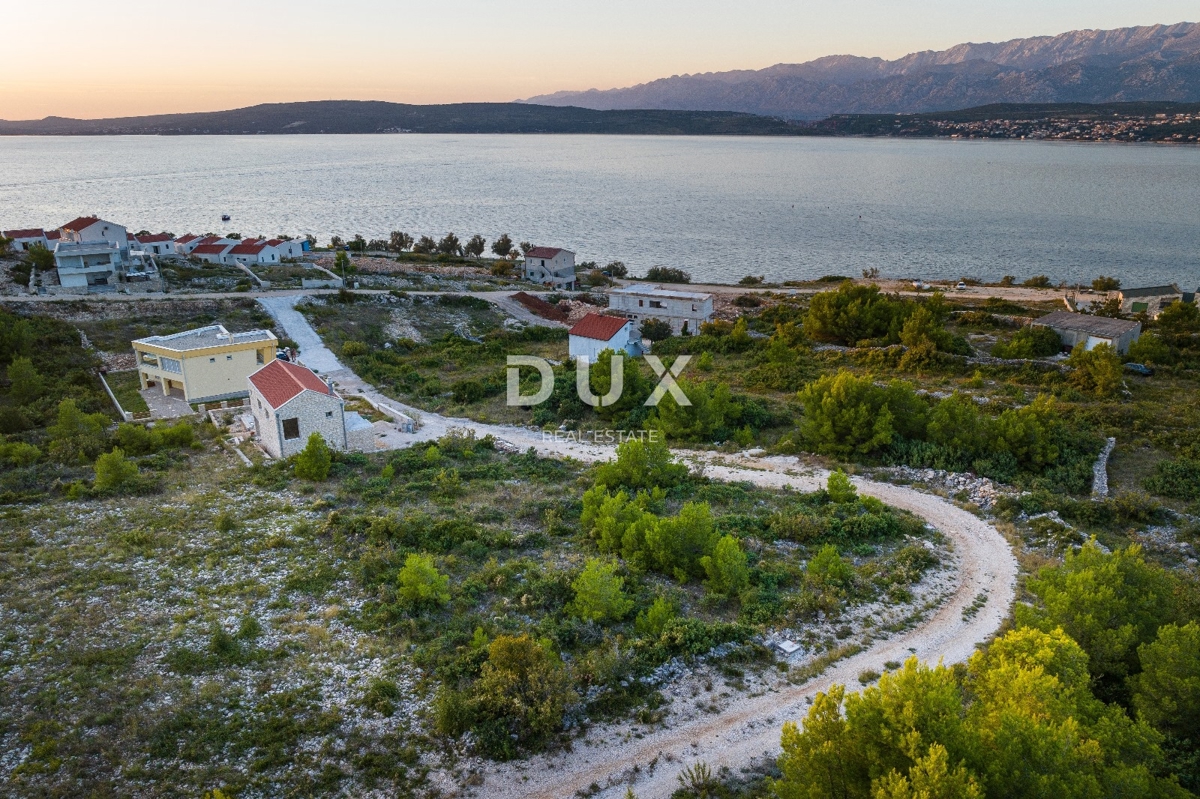 ZADAR, NOVIGRAD - Luksuzna lokacija za novo vilo v bližini morja