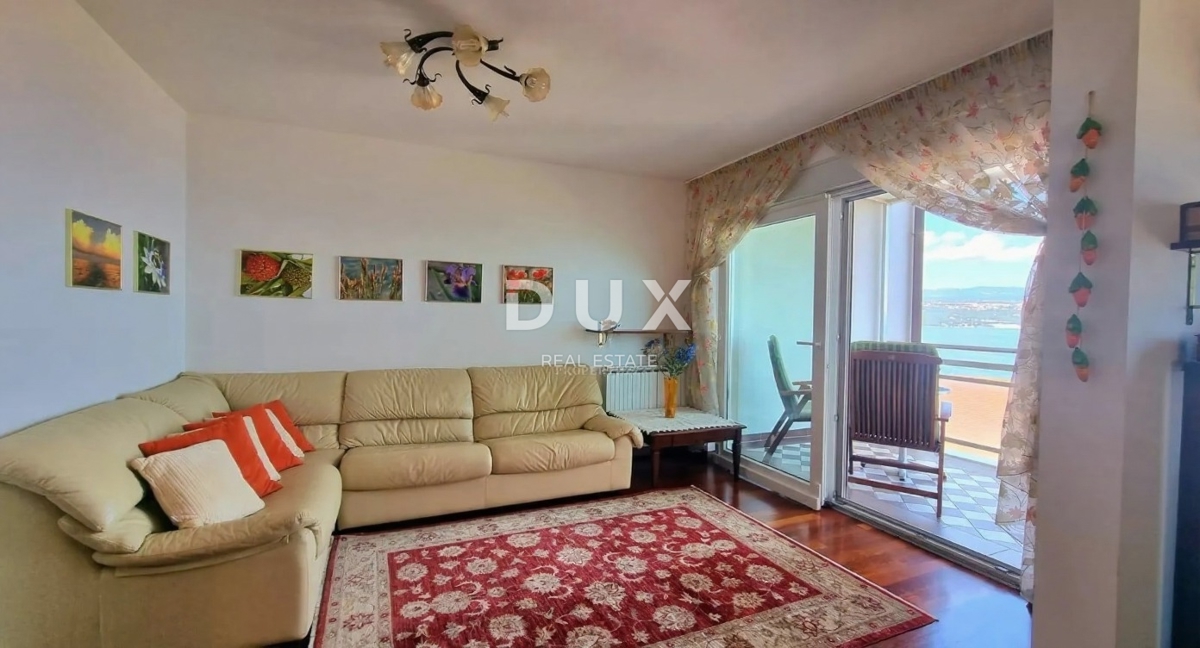 OPATIJA, CENTER - 2 spalnici + dnevna soba, 75m2, kraj, kjer se vsak dan začne s pogledom na morje