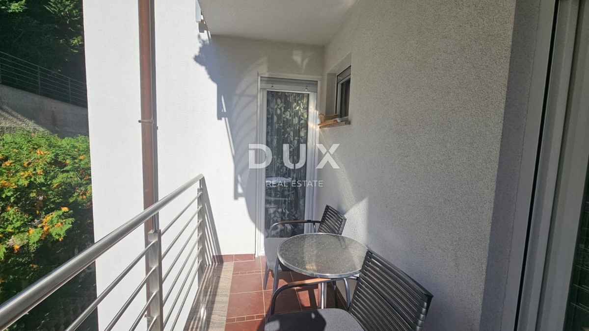 OPATIJA, CENTER - 2 spalnici + dnevna soba, 75m2, kraj, kjer se vsak dan začne s pogledom na morje