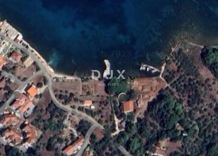 PAŠMAN, ŽDRELAC - PRILOŽNOST! Gradbeno zemljišče 15 m od morja