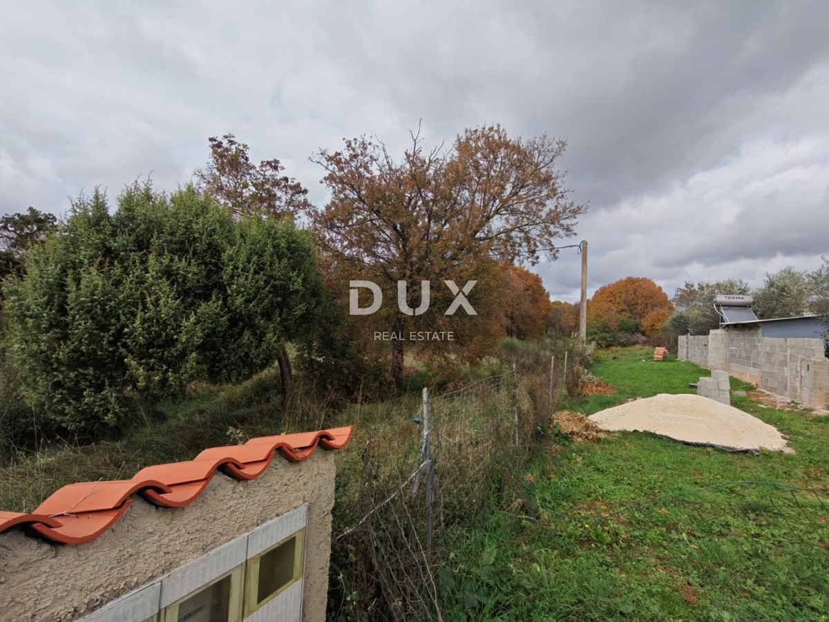 ISTRA, PULA - Prostorno kmetijsko zemljišče 11420m2!