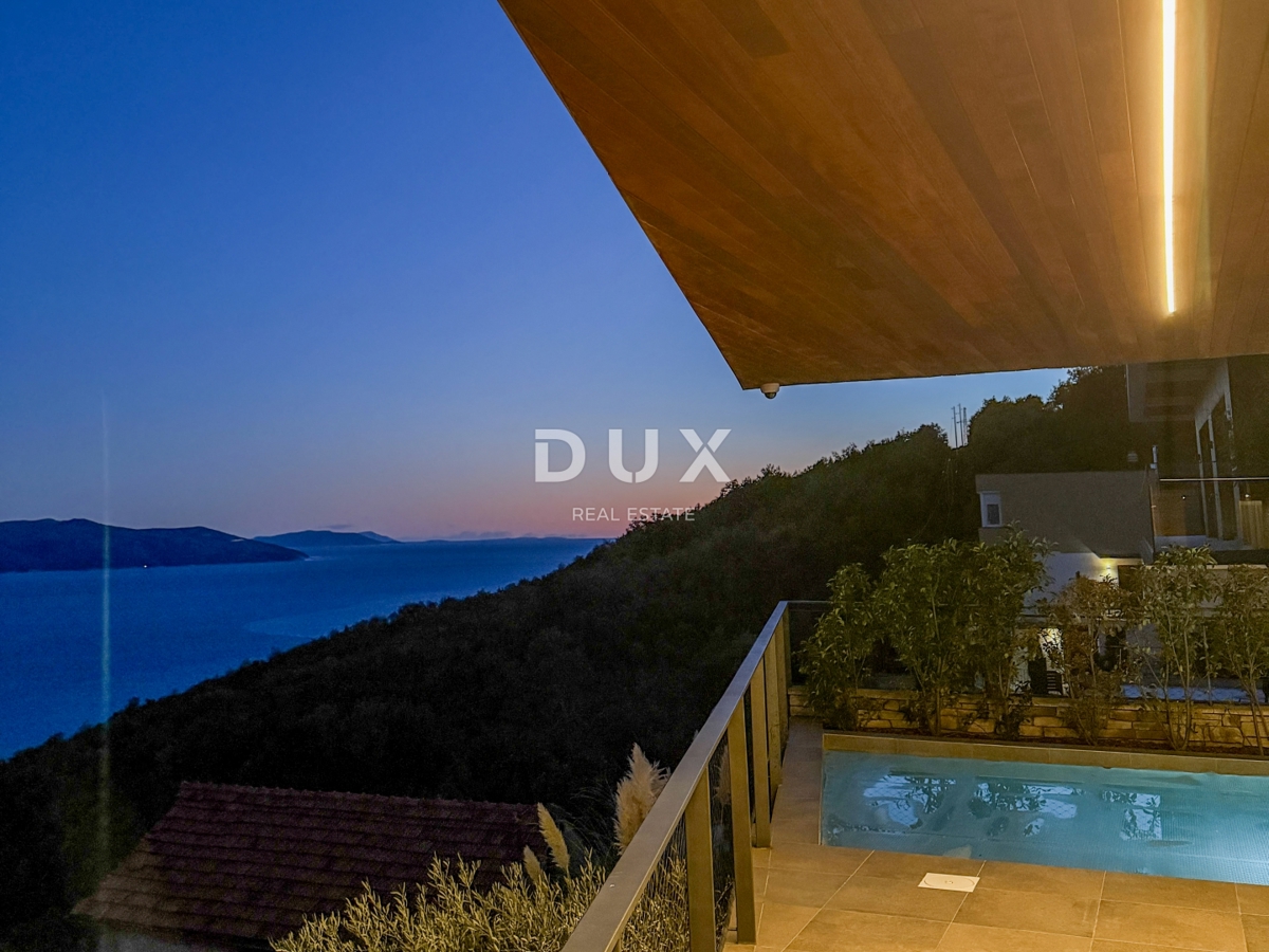 OTOK KRK, MALINSKA – samostojna vila z bazenom, pogledom na morje in popolno zasebnostjo