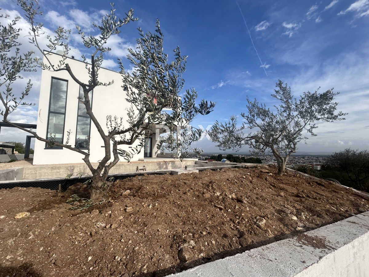 Stanovanje Vodice, 324m2