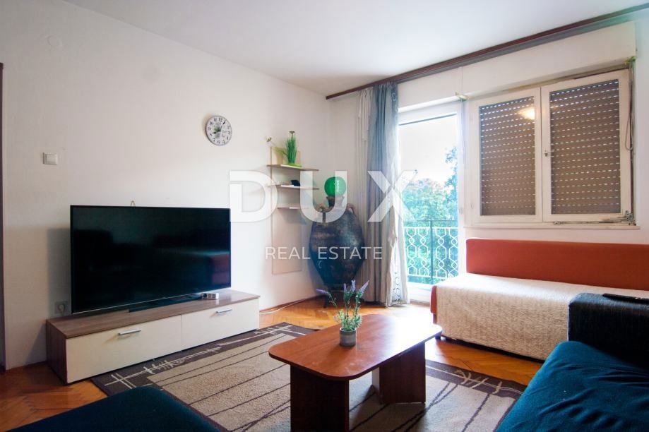 ISTRA, PULA - Prostorno stanovanje na idealni lokaciji z vrtom!