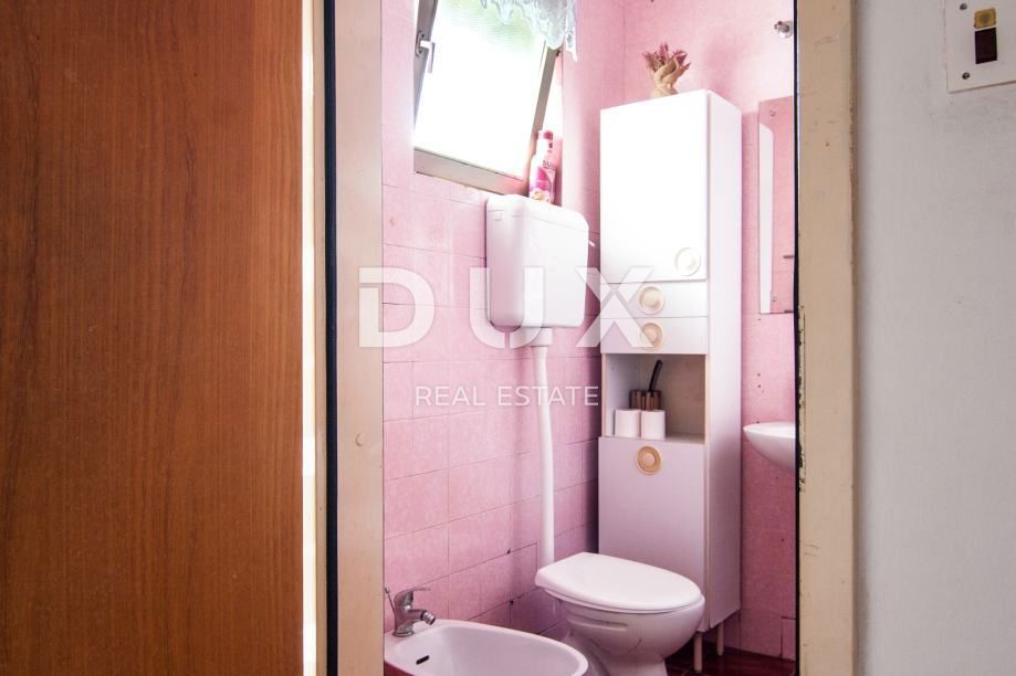 ISTRA, PULA - Prostorno stanovanje na idealni lokaciji z vrtom!