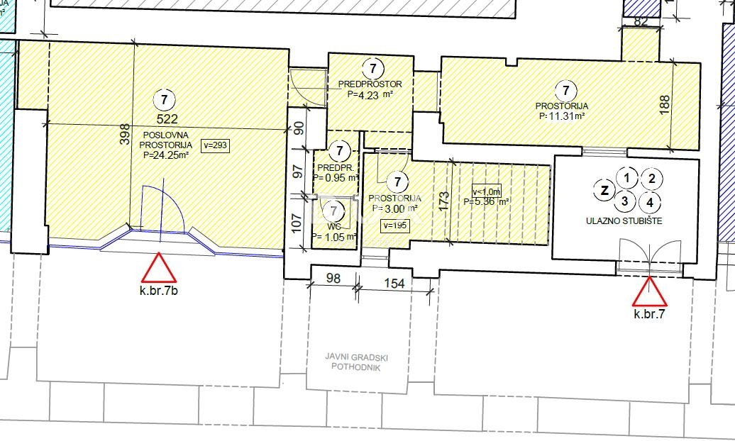 RIJEKA, SUŠAK - poslovni prostor z veliko izložbo, odlična lokacija 52 m2
