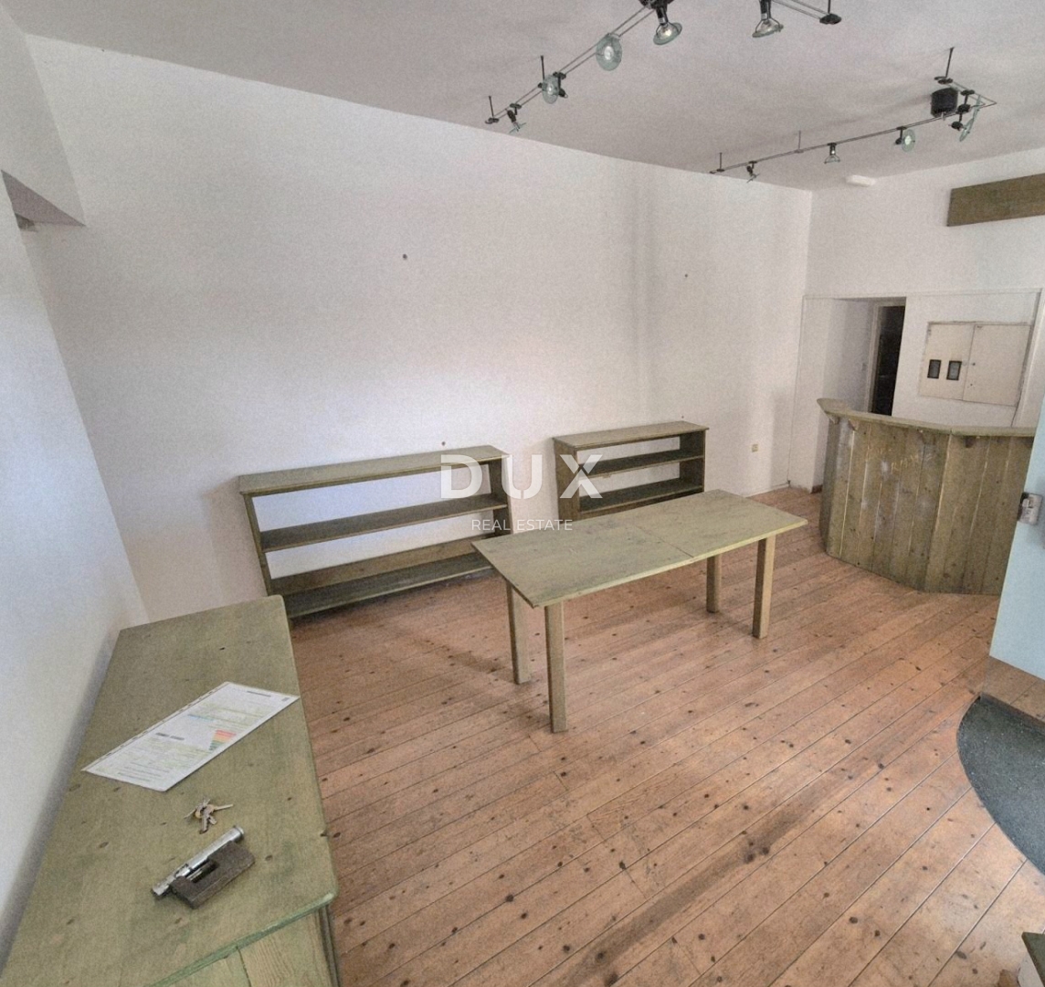 RIJEKA, SUŠAK - poslovni prostor z veliko izložbo, odlična lokacija 52 m2