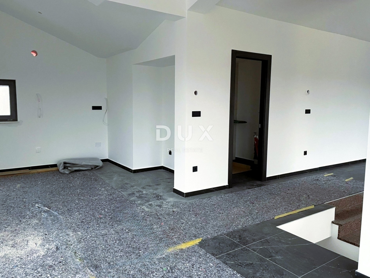 OTOK KRK, MESTO KRK - Moderno penthouse stanovanje velikosti 100 m2