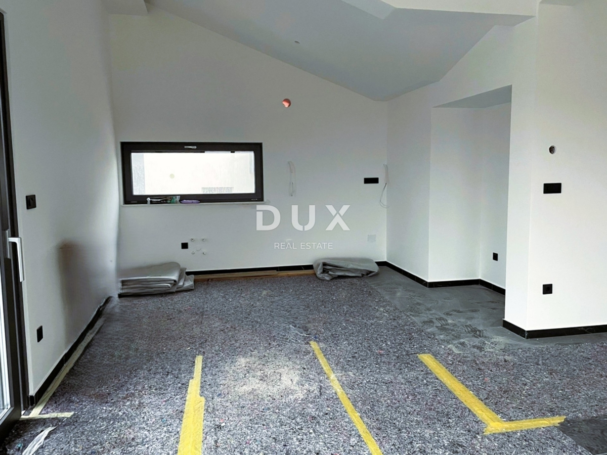 OTOK KRK, MESTO KRK - Moderno penthouse stanovanje velikosti 100 m2