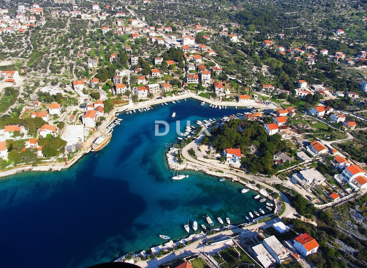 ROGOZNICA, RAŽANJ – Gradbeno zemljišče prva vrsta ob morju! PRILOŽNOST!