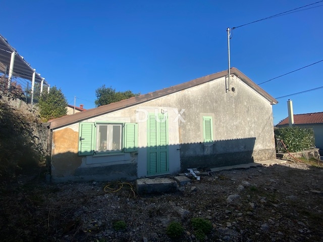 OPATIJA, MATULJI, CENTER - samostojna hiša + vrt na odlični lokaciji! PRILOŽNOST!