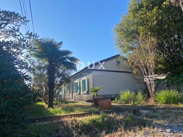 OPATIJA, MATULJI, CENTER - samostojna hiša + vrt na odlični lokaciji! PRILOŽNOST!