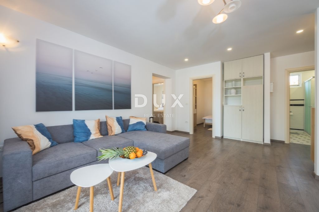 ISTRA, MEDULIN - Samostojna hiša s tremi stanovanjskimi enotami in bazenom!