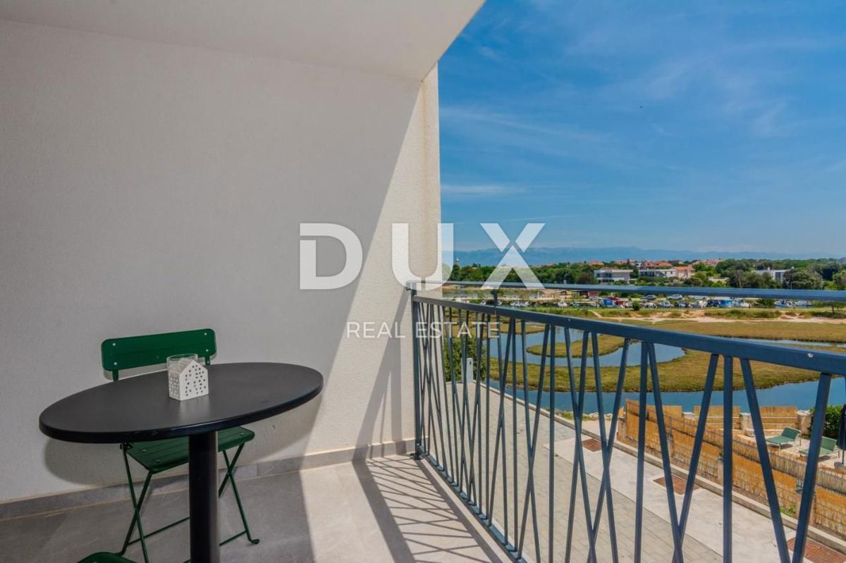 ZADAR, ZATON - Moderna vrstna hiša 1. vrsta do morja A