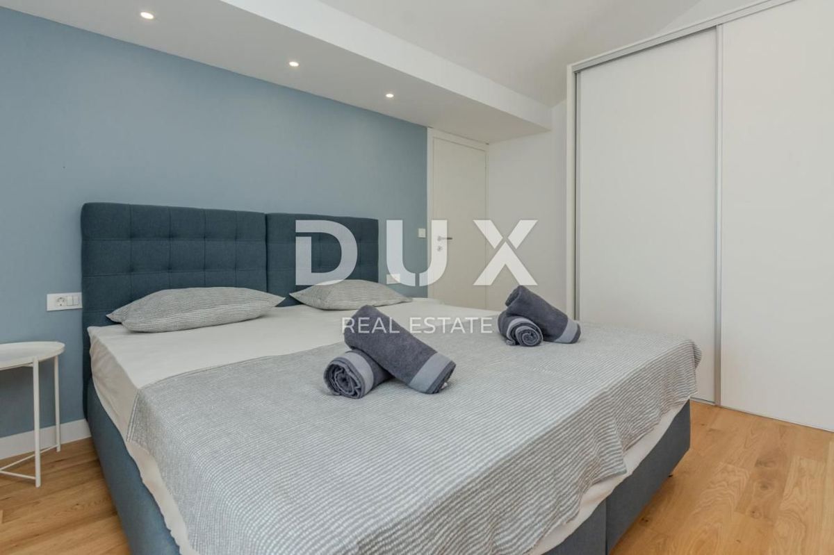 ZADAR, ZATON - Moderna vrstna hiša 1. vrsta do morja A