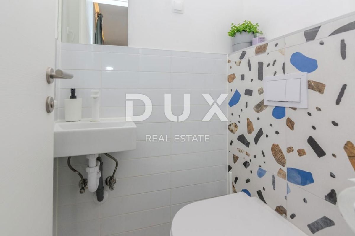 ZADAR, ZATON - Moderna vrstna hiša 1. vrsta do morja A