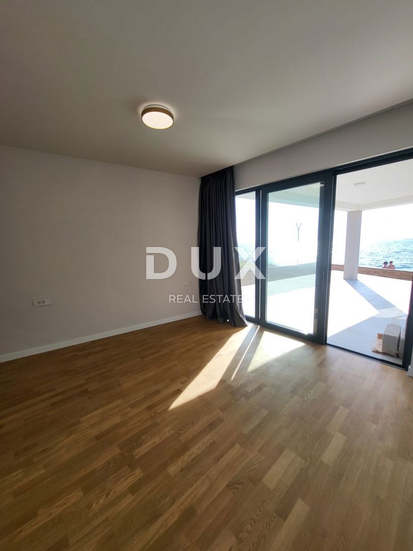 PRIVLAKA, ZADAR - S7 Luksuzna novogradnja v 2. vrsti do morja