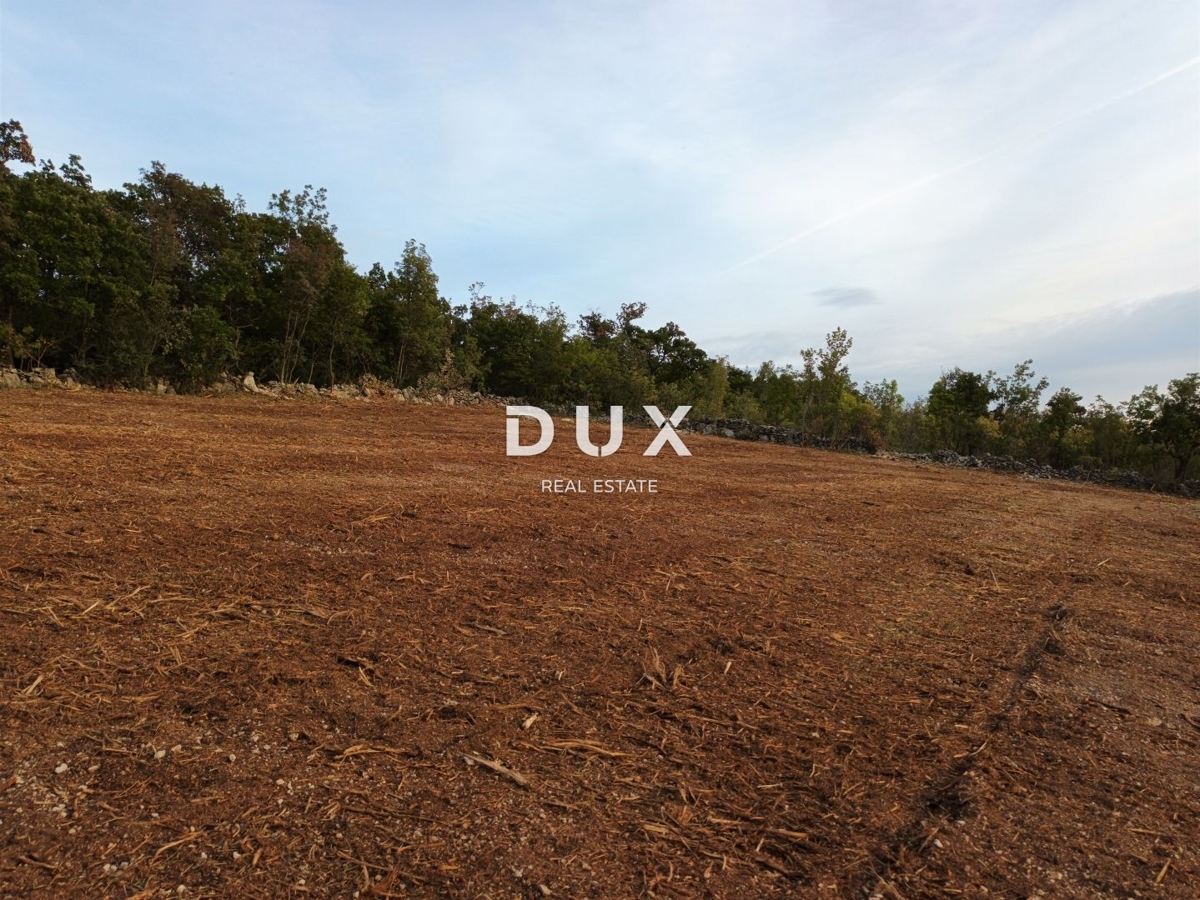 Zemljišče Rabac, Labin, 700m2