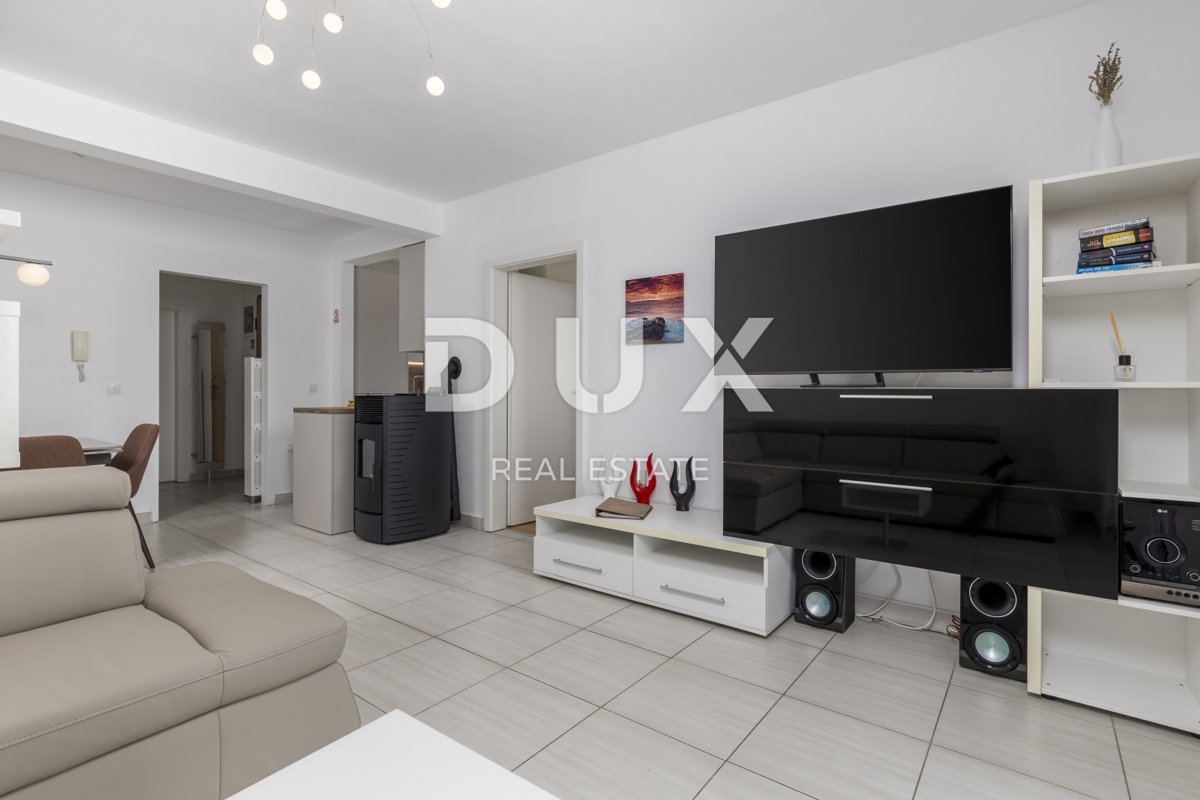 OPATIJA, IČIĆI - stanovanje 65m2 s teraso, pogledom na morje, vrtom in skupnim bazenom