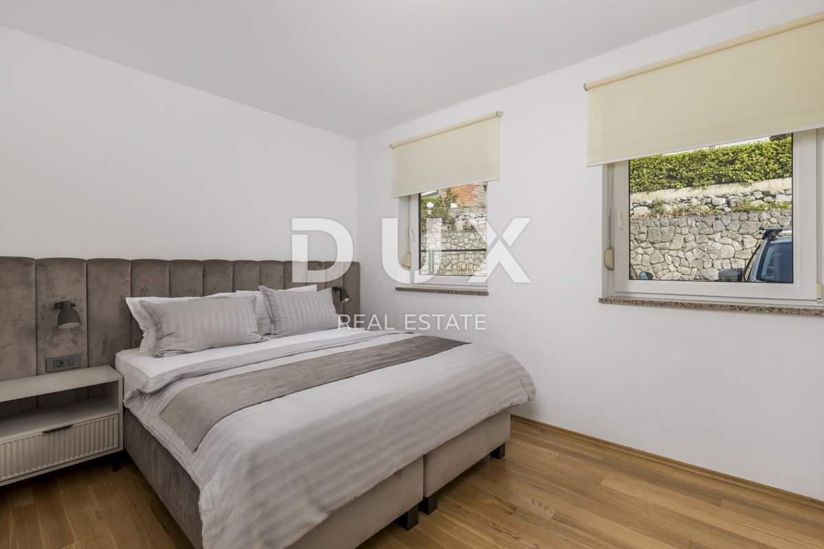 OPATIJA, IČIĆI - stanovanje 65m2 s teraso, pogledom na morje, vrtom in skupnim bazenom