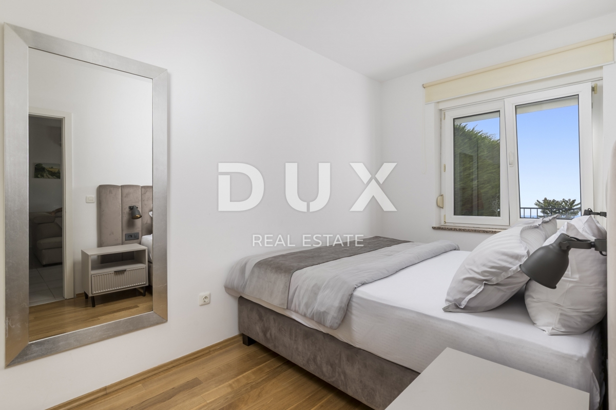 OPATIJA, IČIĆI - stanovanje 65m2 s teraso, pogledom na morje, vrtom in skupnim bazenom