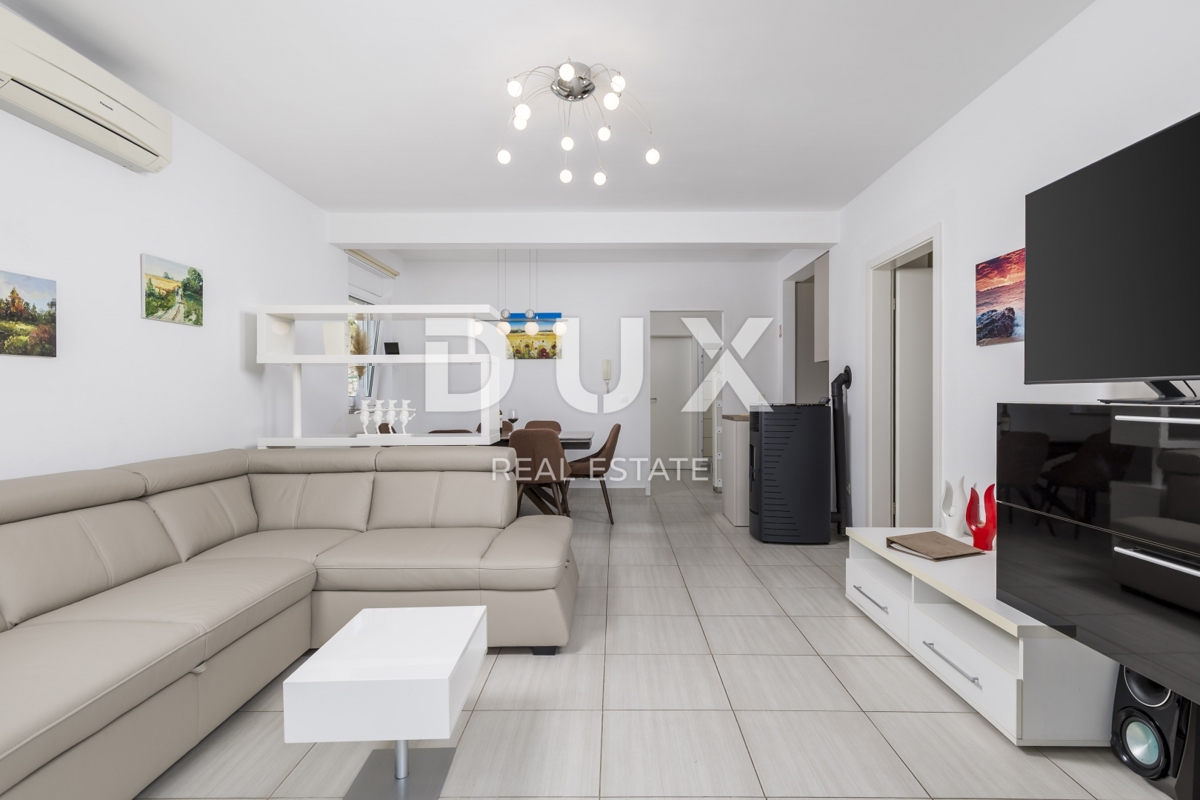 OPATIJA, IČIĆI - stanovanje 65m2 s teraso, pogledom na morje, vrtom in skupnim bazenom