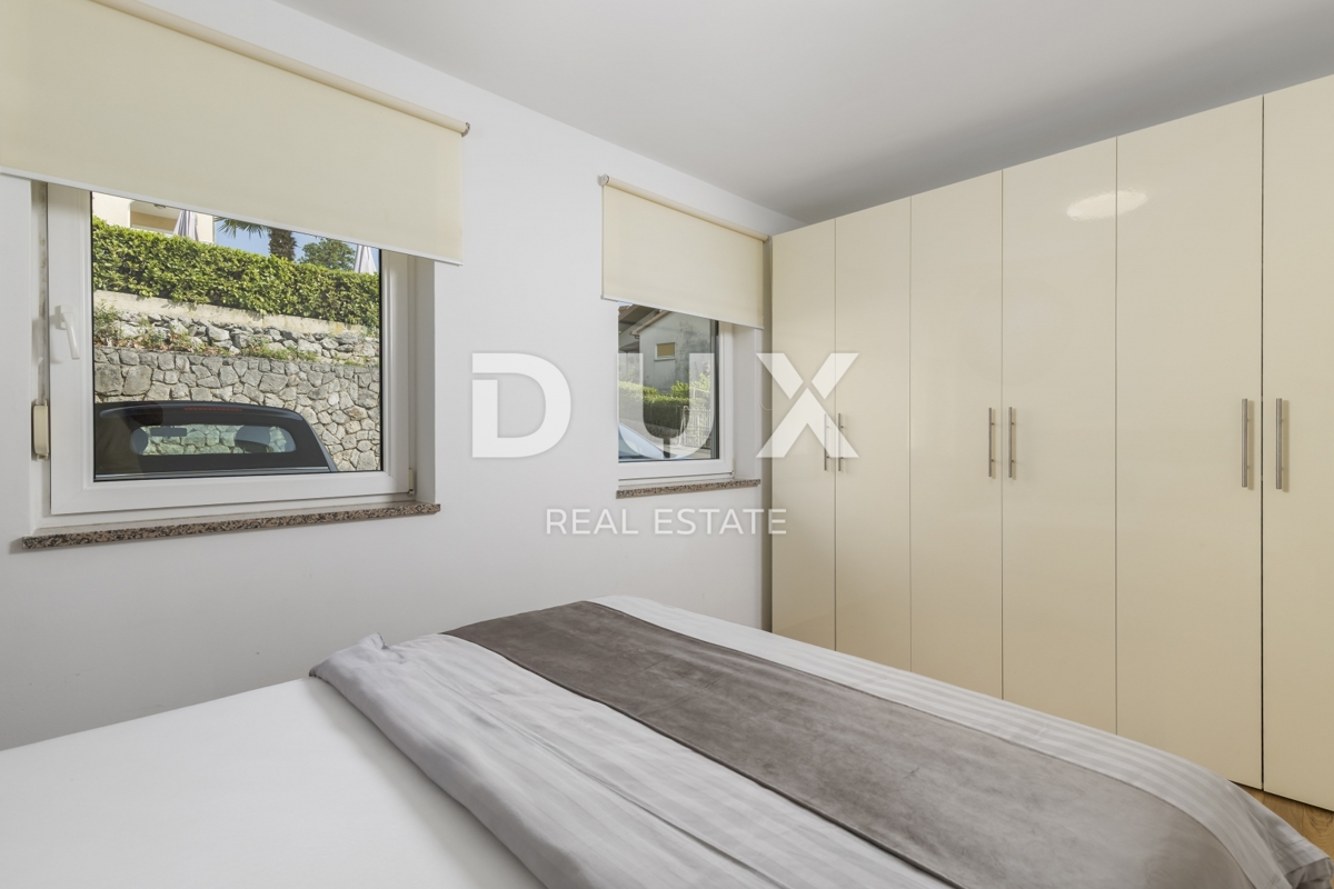 OPATIJA, IČIĆI - stanovanje 65m2 s teraso, pogledom na morje, vrtom in skupnim bazenom