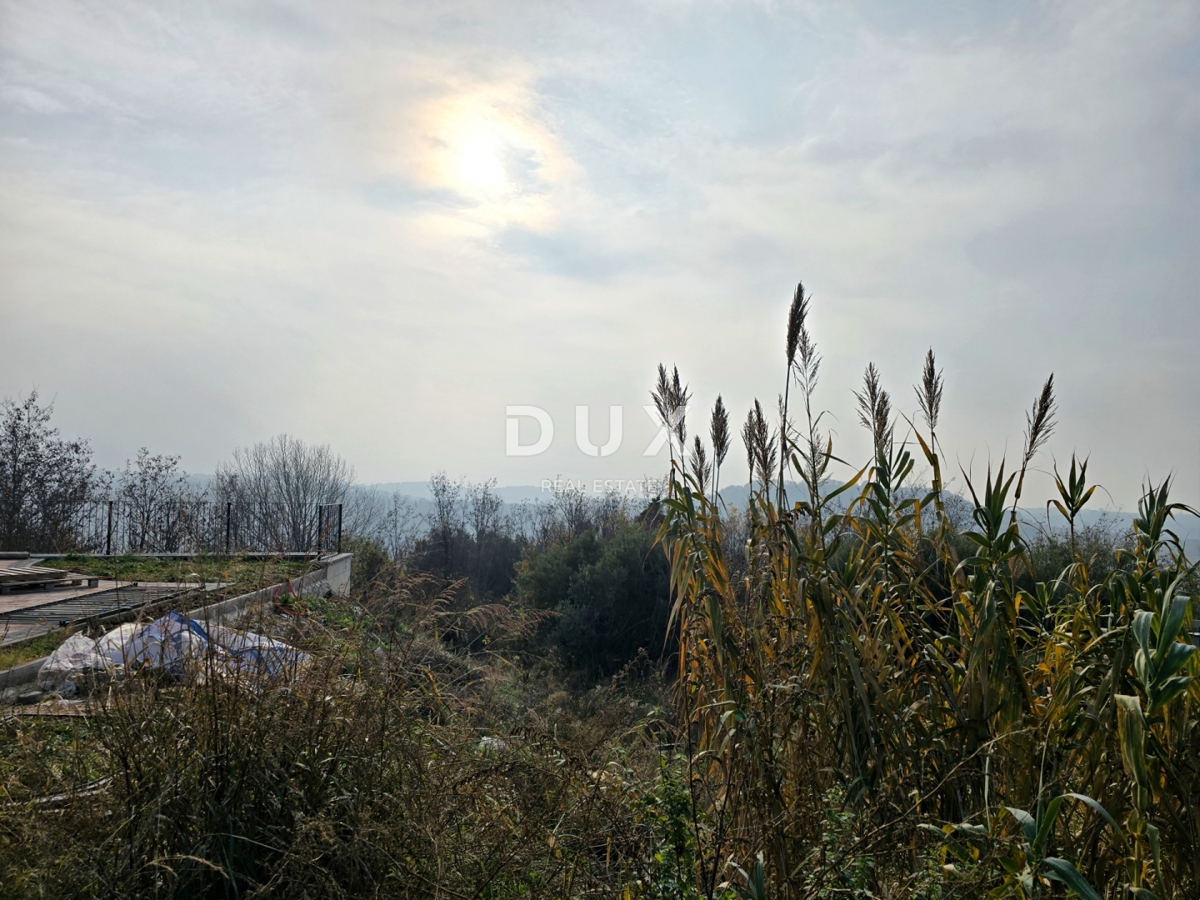 Zemljišče Buje, 719m2