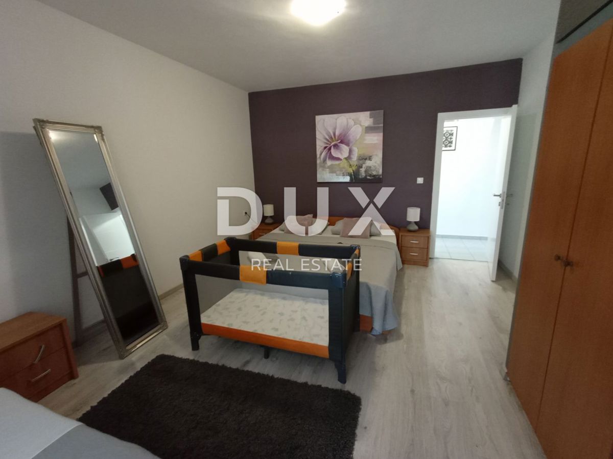 ZADAR, DEBELJAK - Čudovita vila z bazenom