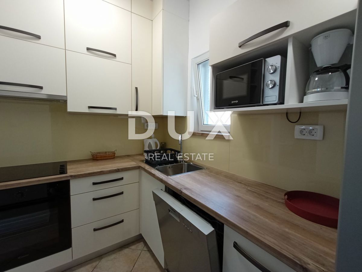 ZADAR, DEBELJAK - Čudovita vila z bazenom