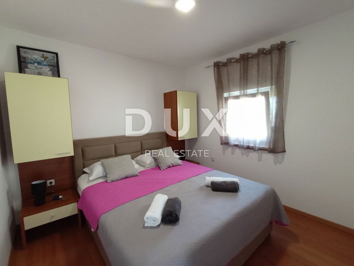 ZADAR, DEBELJAK - Čudovita vila z bazenom