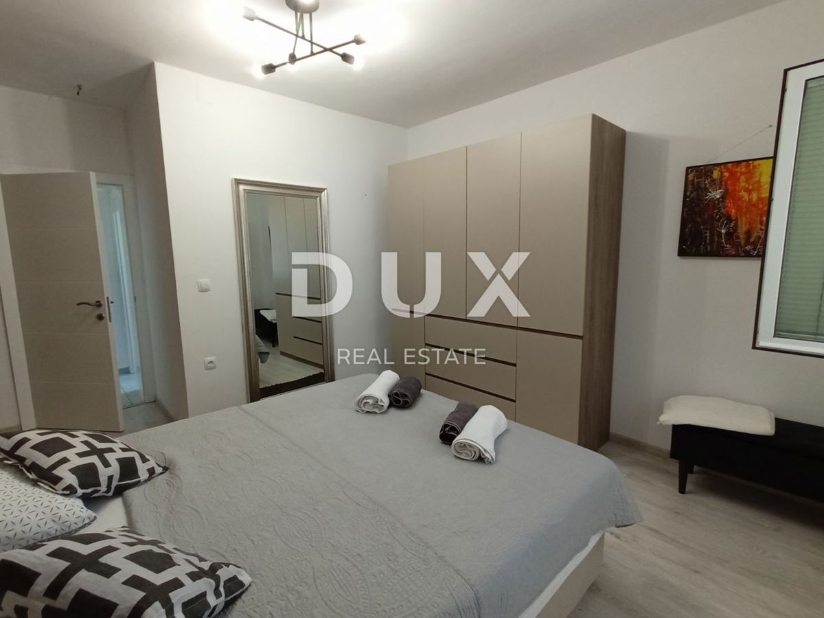 ZADAR, DEBELJAK - Čudovita vila z bazenom