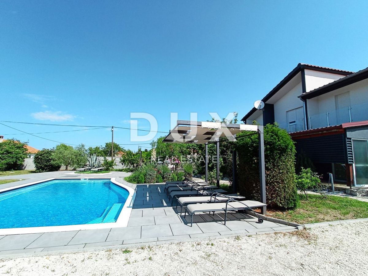 ZADAR, DEBELJAK - Čudovita vila z bazenom