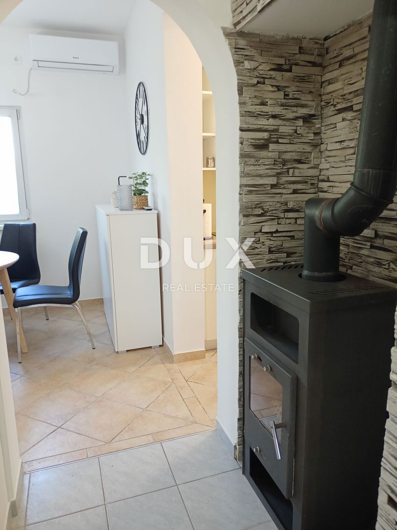 ZADAR, DEBELJAK - Čudovita vila z bazenom